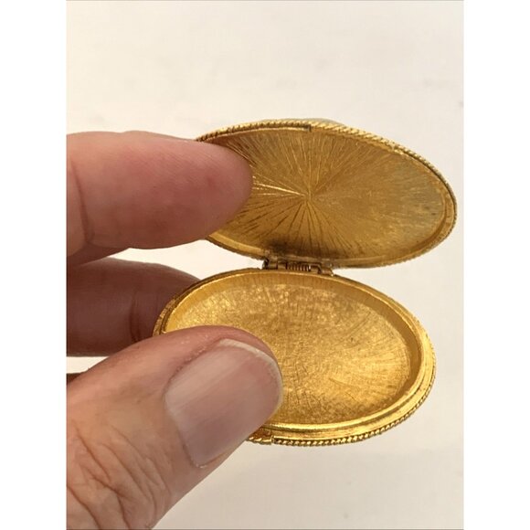 Corday Solid Perfume Oval Empty Compact Cameo Two Sisters w/Dove Gold Tone Vtg - Picture 6 of 7